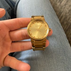 Nixon Shoot To Thrill Cannon Watch!